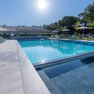Aparthotel Kyriad - Plan De Campagne ***